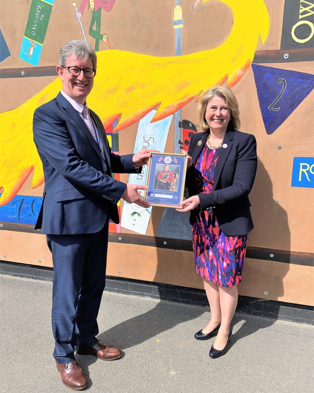 1717522534_Whirlwind-visit-from-Anna-Firth-MP-today-presenting-St-Michaels-1280x1600.jpg