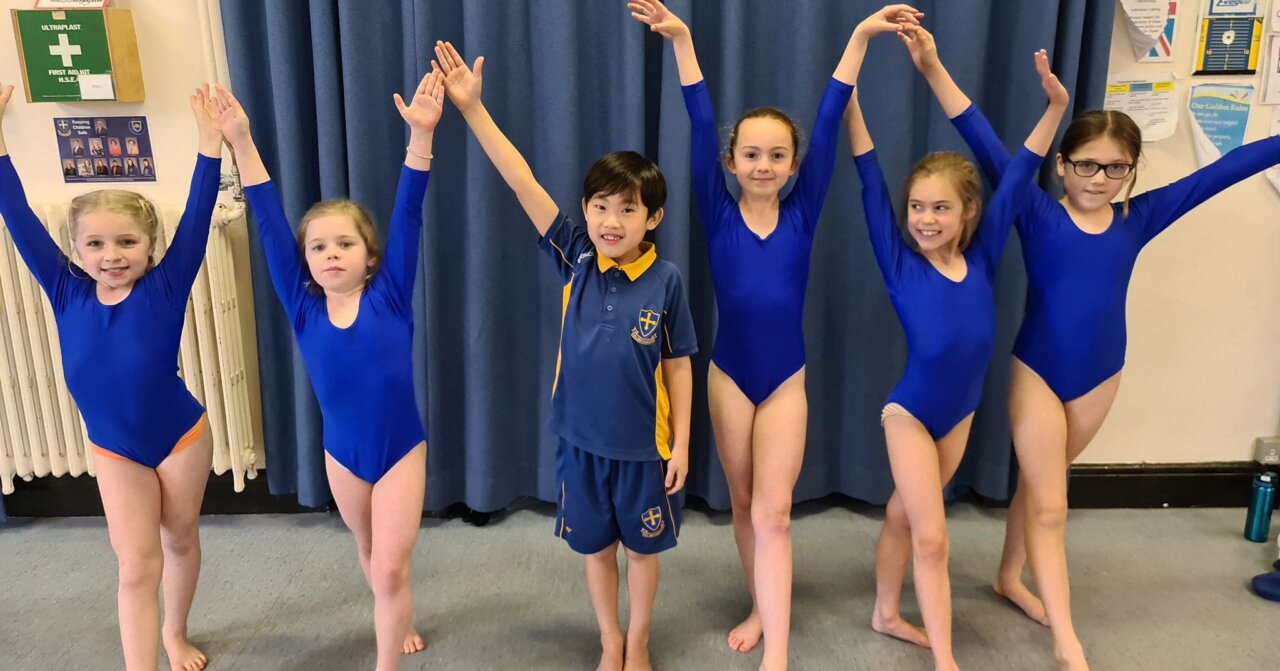 1717527034_Pupils-from-Years-1-4-attended-the-SPSSA-Borough-1280x671.jpg